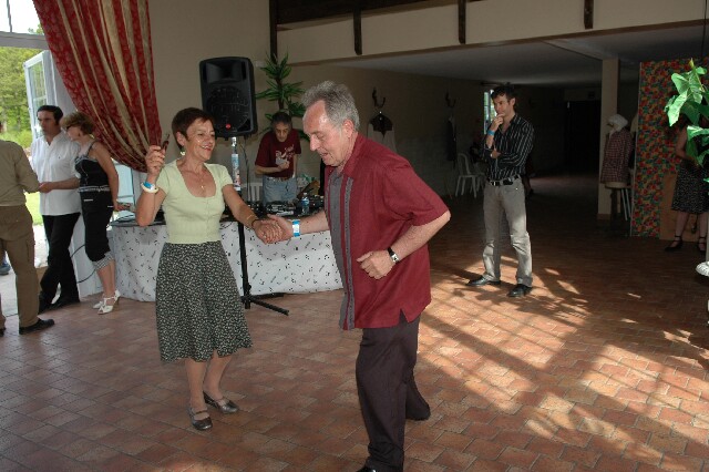 min 2008 05 04 retro rhythm 200